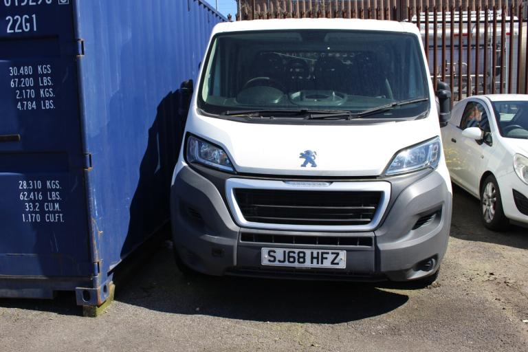 2018 Peugeot Boxer 2.0 BlueHDi Crew Cab Tipper 130ps Plus CHASSIS CAB Diesel Manual