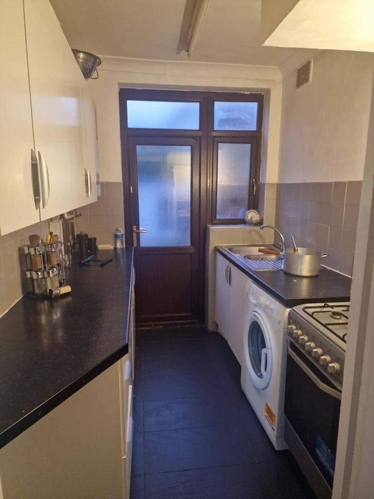 3 Bed house at Chadwell Heath