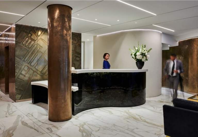 Furnished offices to rent in *Mayfair*. Office Spaces for 2 to 85 desks W1