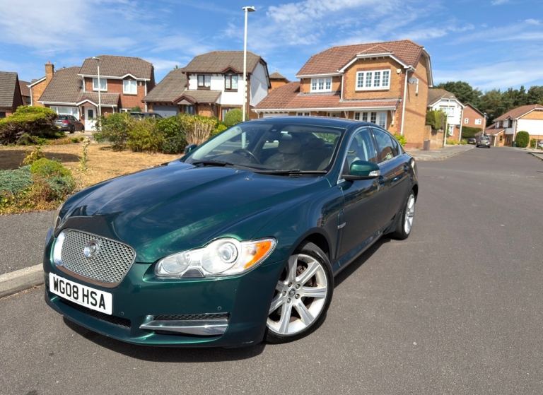 Jaguar, XF,premium luxury,Diesel Automatic, reverse cam, new MOT - No advisory’s ,2720 (cc), 4 doors