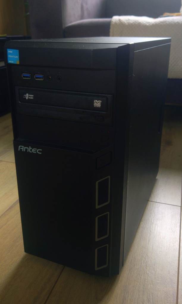 Fast Windows 11 PC • 250GB Samsung NVMe SSD • 600W PSU • CD • Immaculate