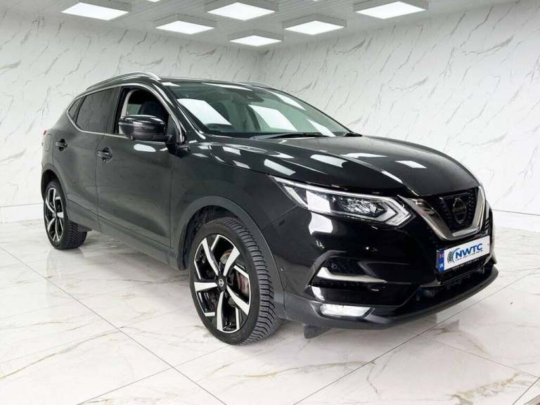 2018 Nissan Qashqai 1.5 dCi Tekna SUV 5dr Diesel Manual Euro 6 (s/s) (110 ps) 2 FORMER OWNERS HAT...