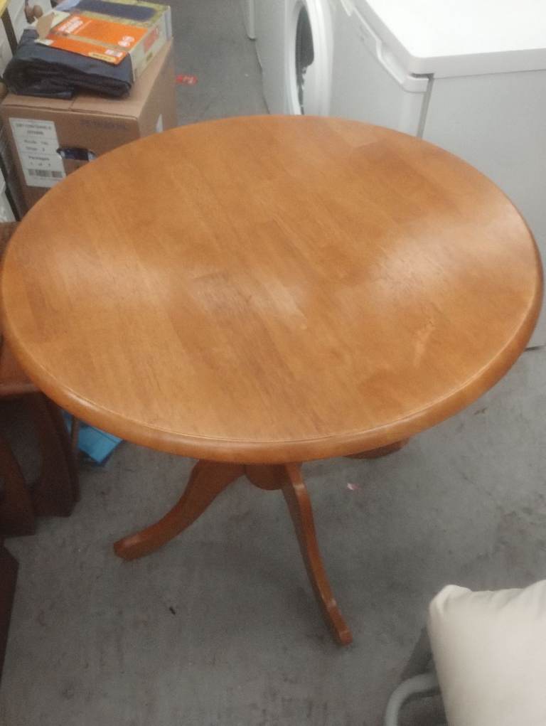 Julian Bowen pine round table and 2 chairs 