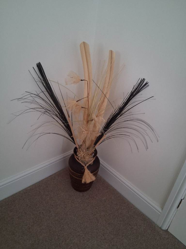 Decorative Floor Vase with Artificial Grass and Flowers