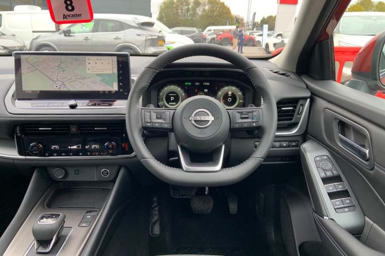 2025 Nissan Qashqai 1.3 DiG-T MH 158 N-Connecta [Glass Rf] 5dr Xtronic Automatic Hatchback Petrol...