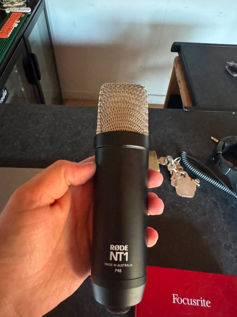 RØDE NT1 Condenser Microphone – Good Condition