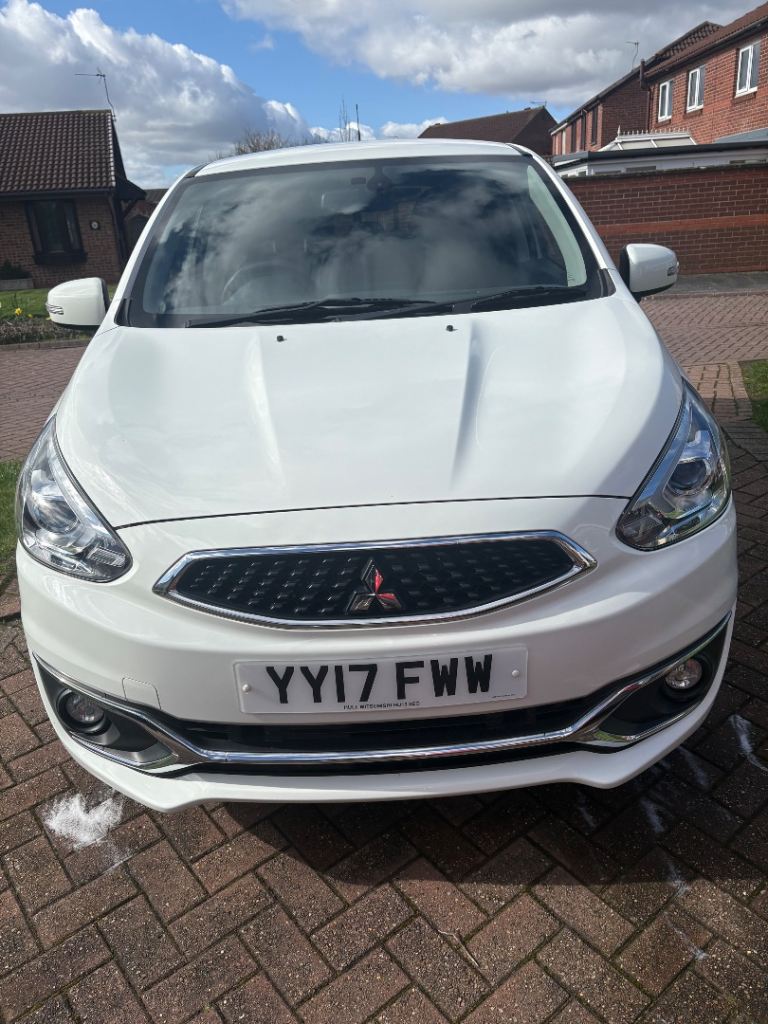 Mitsubishi mirage Juro 2017 ex con 41000 miles