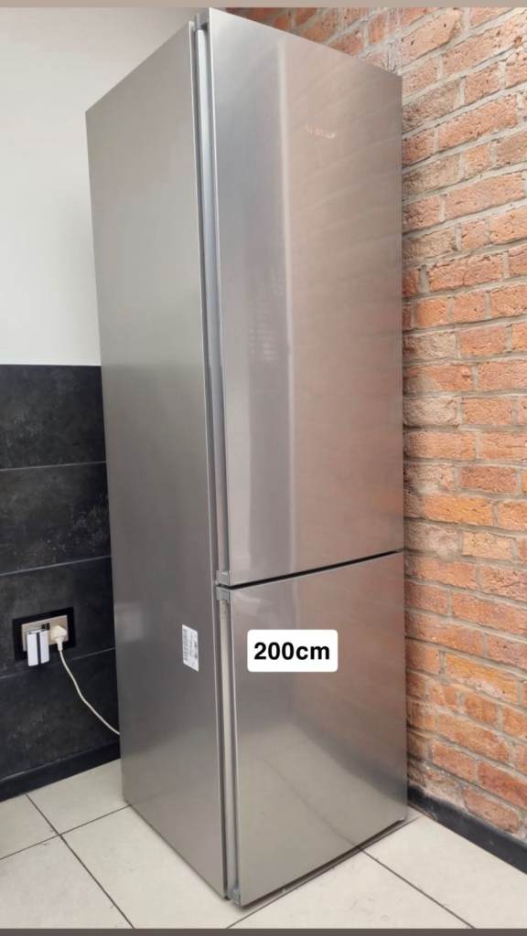 Bosch Freestanding Fridge Freezer – Silver, 200cm Height