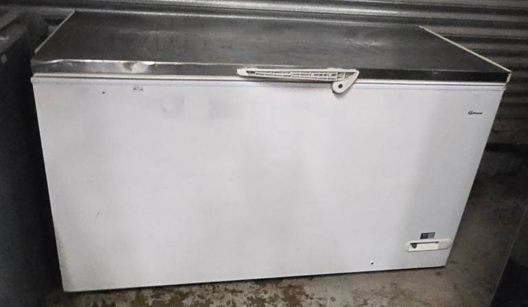 Gram Elcold EL53 Large Catering Commercial Chest Freezer, with stainless steel worktop or Lid, 527L