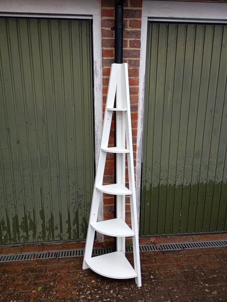 Corner shelving unit. Free to collect