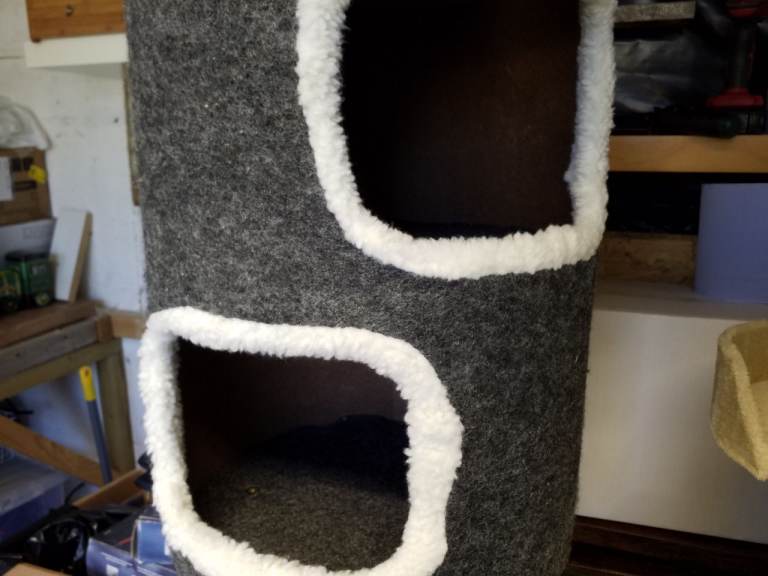 Small Cat tree