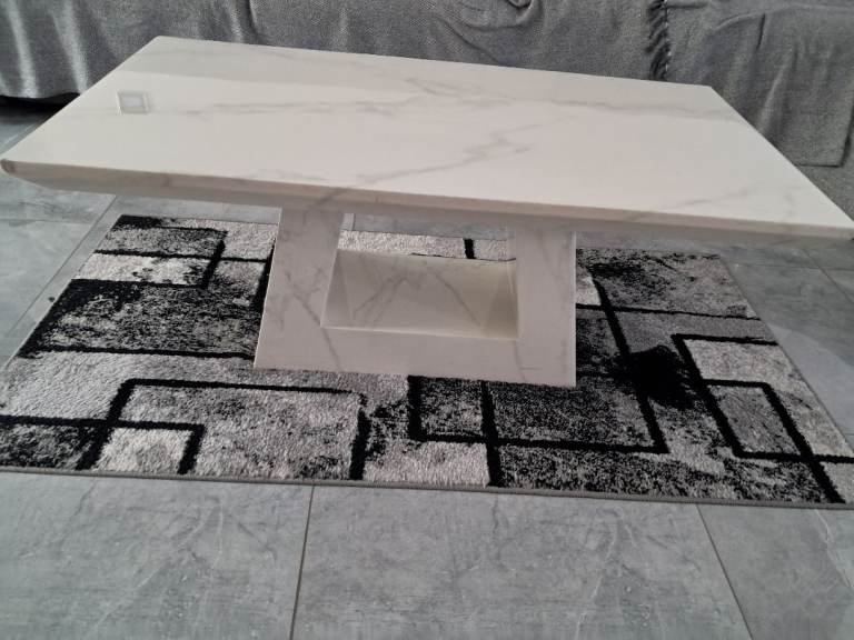 White Marble Effect Coffee Table – Modern Design