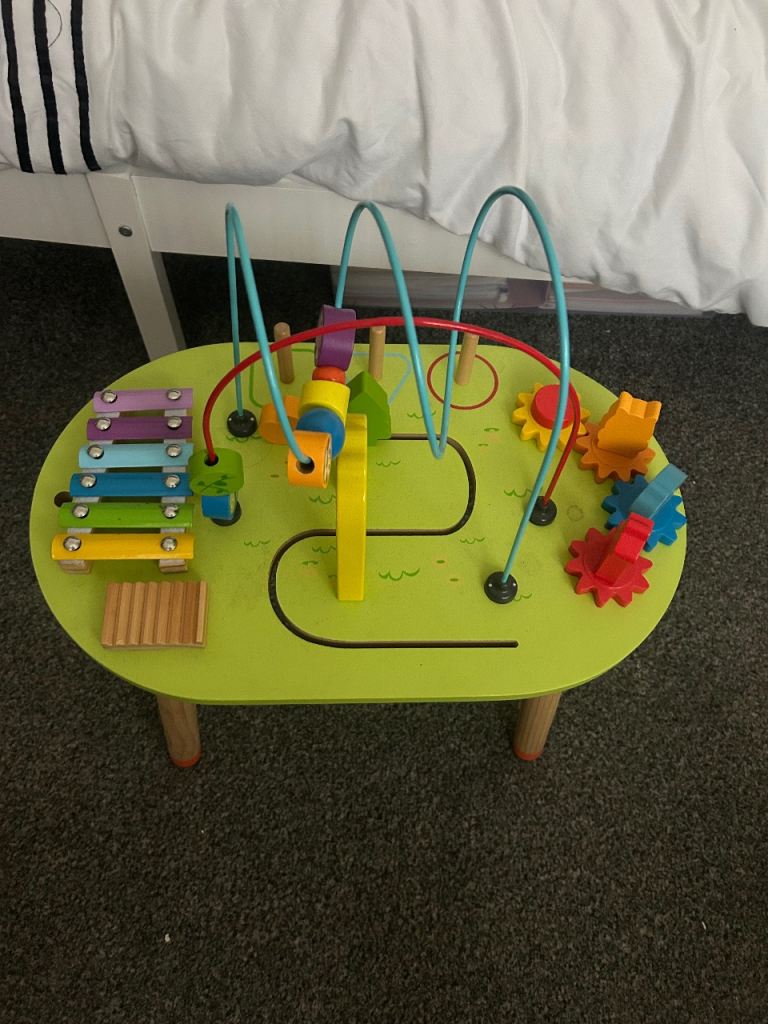 Baby activity table 