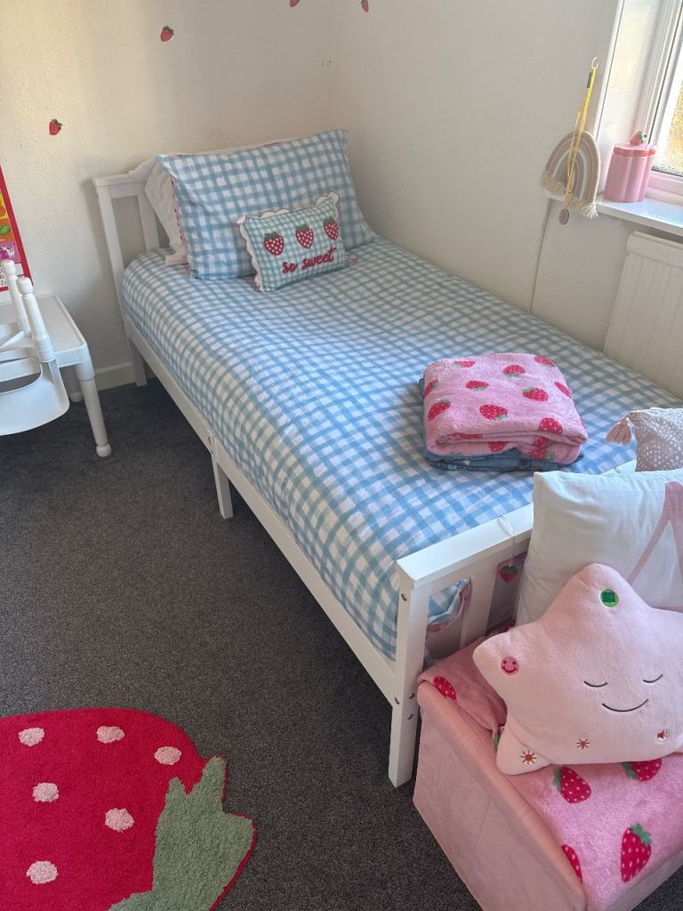 image for Single bed 