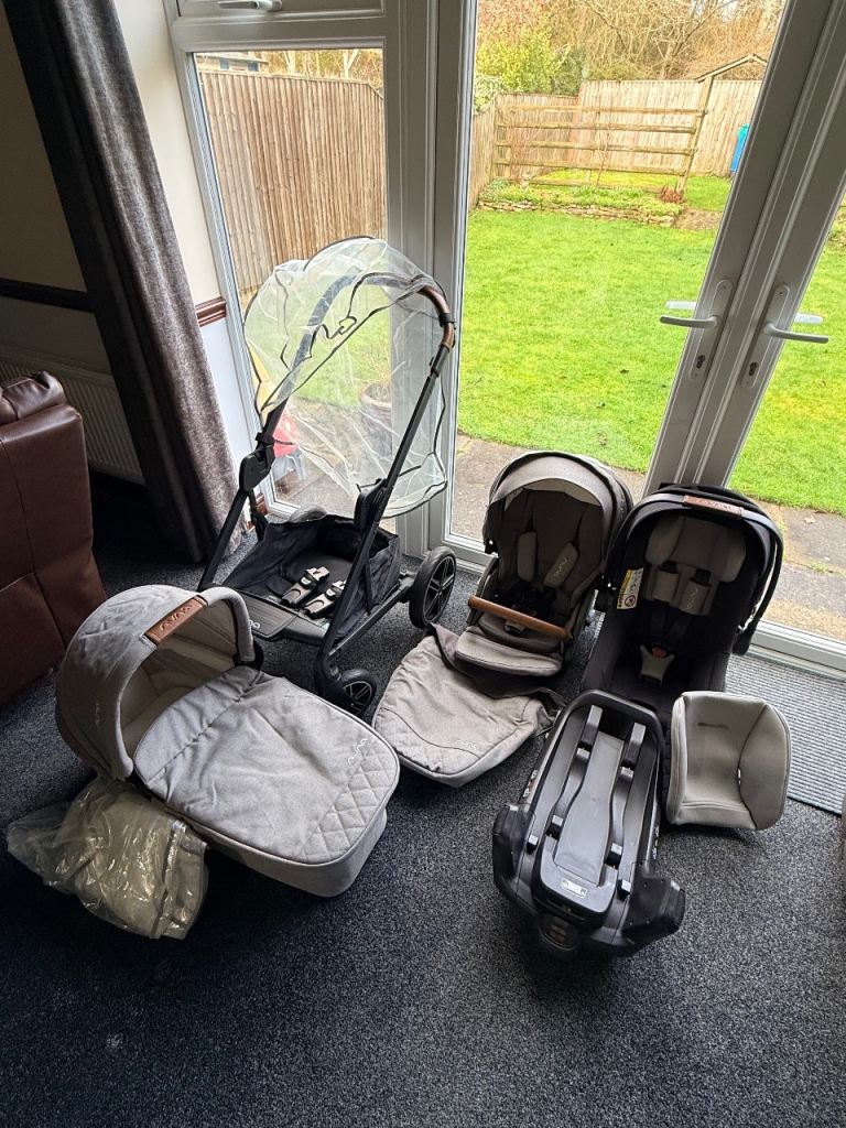 Nuna Travel System Pushchair 