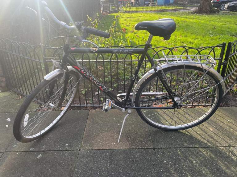 Adult Hybrid Probike Discovery bike Dutch style 3 Speed Large frame in good condition 