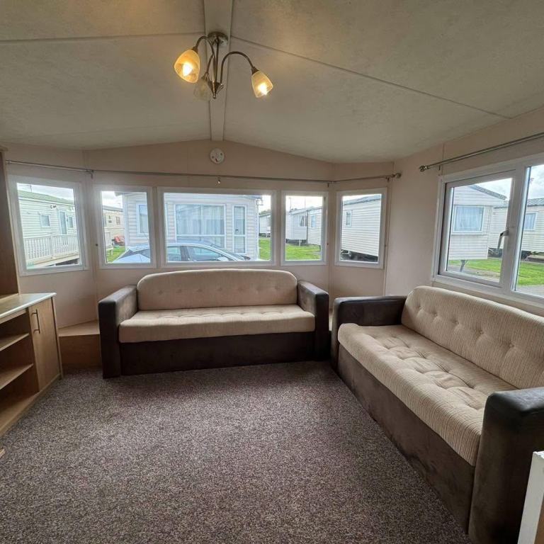 3 bed static caravan for sale sited North Wales double glazed & heated