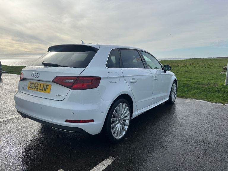 Audi, A3, Hatchback, 2015, Semi-Auto, 1395 (cc), 5 doors