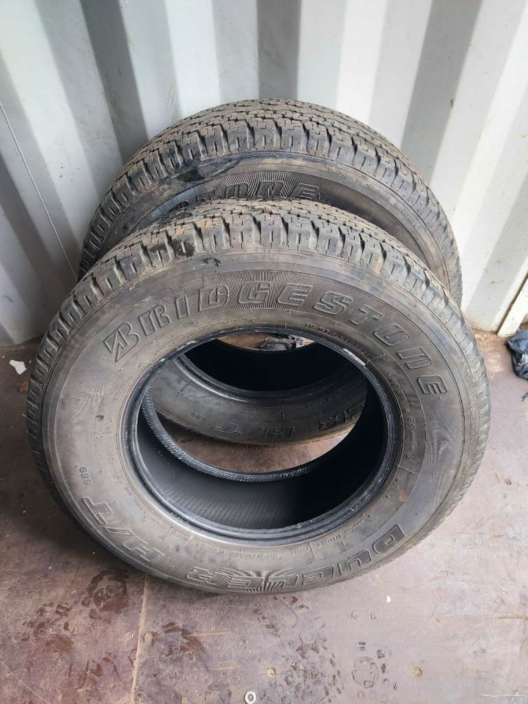 Bridgestone 245 x 70 x 16 
