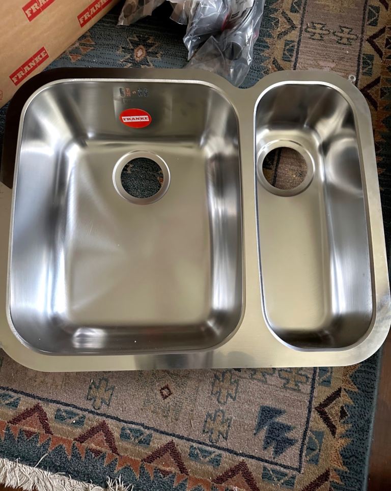 No offers NEW Franke Ariane ARX160D 1.5 Bowl Undermount Kitchen Sink with RH Small Bowl RRP: £475