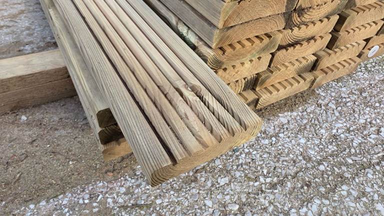 💥 Decking Boards 125mm X 30mm Pressure Treated Green