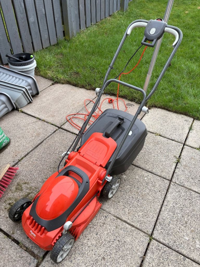 Flymo Lawnmower 