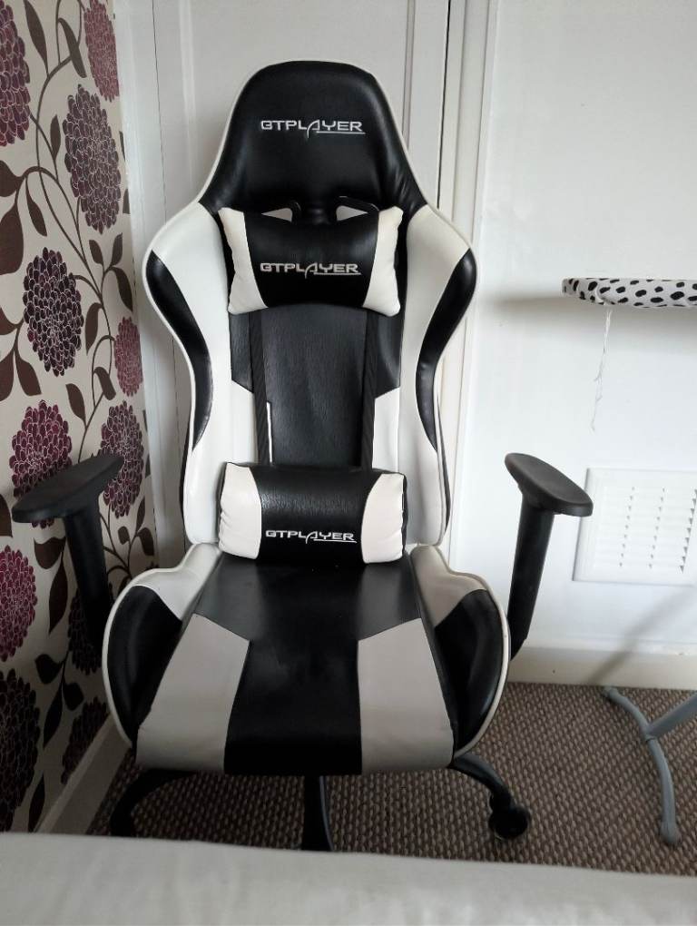 GTPLAYER Gaming Chair – Black and White, Good Condition