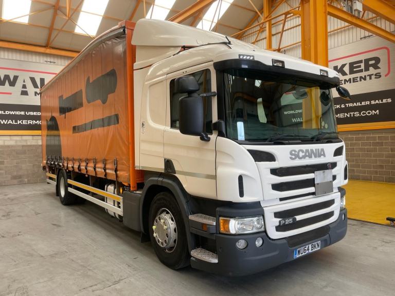SCANIA P250 *EURO 6* 18 TONNE 4X2 CURTAINSIDER - 2014 - WU64 BKN