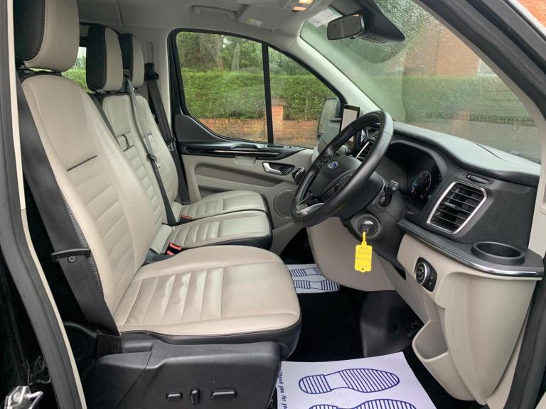 2022 Ford Tourneo Custom 2.0 320 EcoBlue Titanium Minibus Double Cab 5dr Diesel Manual L2 Euro 6 ...