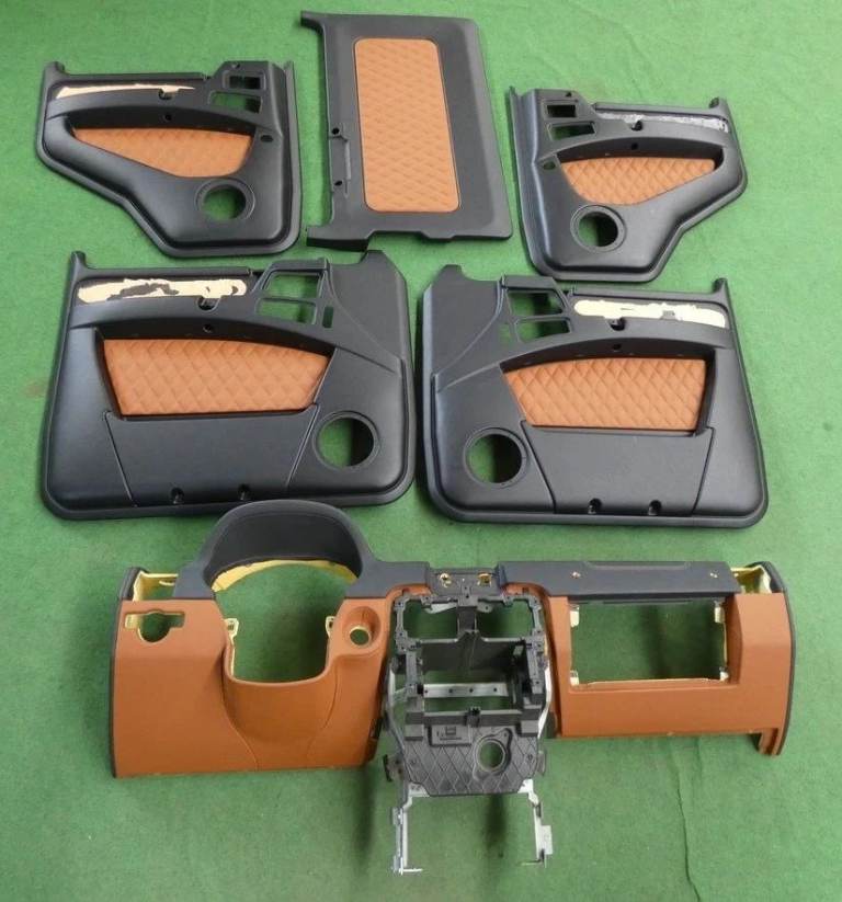 Left hand drive dashboard and trims Mercedes G class w463