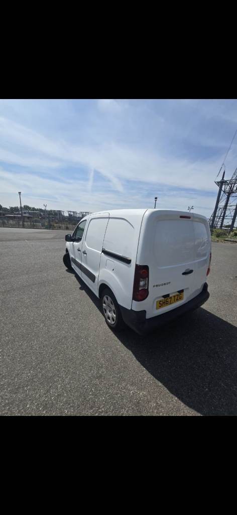 Peugeot, PARTNER, Panel Van, 2017, Manual, 1560 (cc)