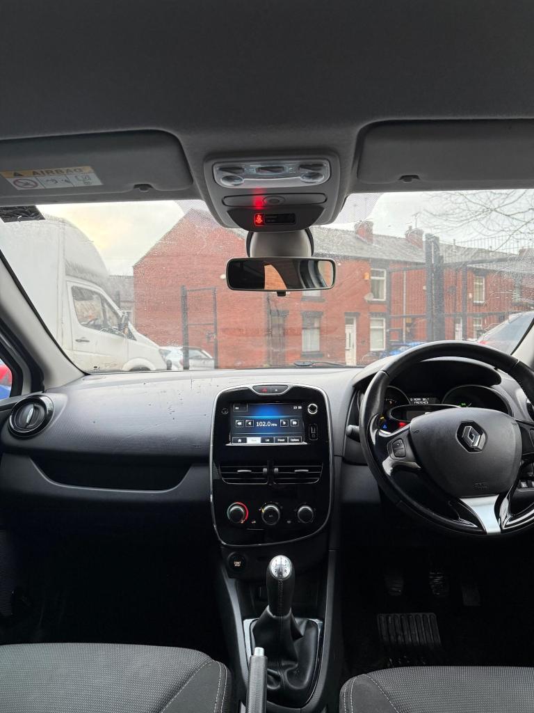 2015 Renault Clio 1.5 dCi 90 Dynamique Nav 5dr HATCHBACK DIESEL Manual