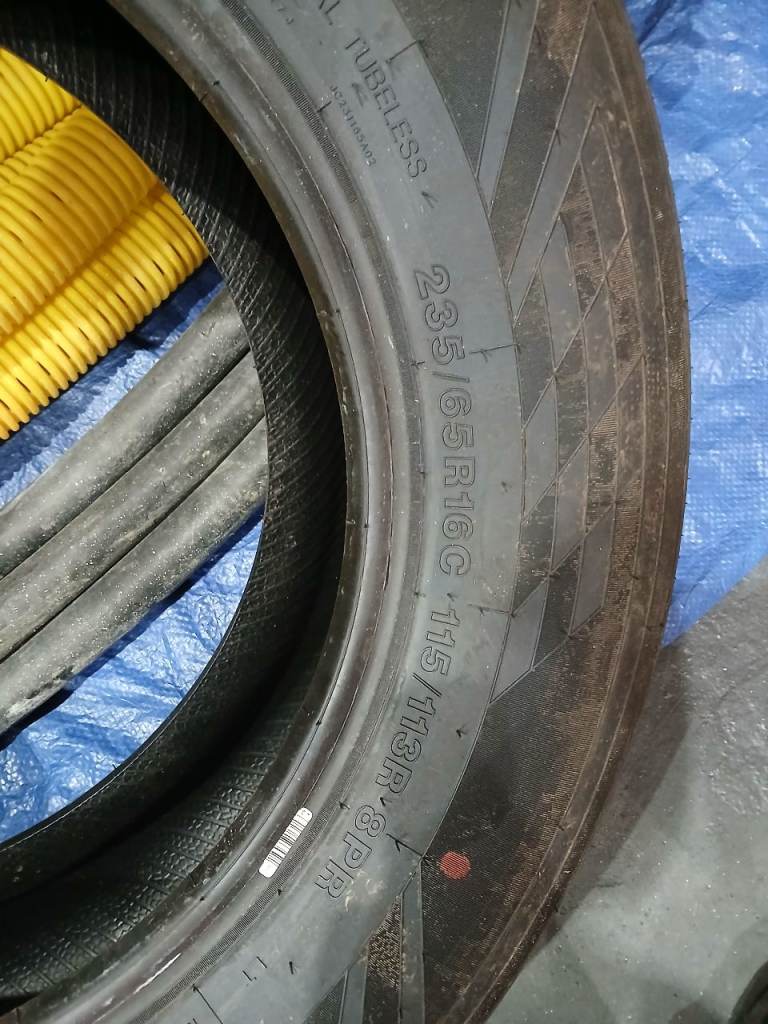 235 65 16 brand new tyre for sprinter