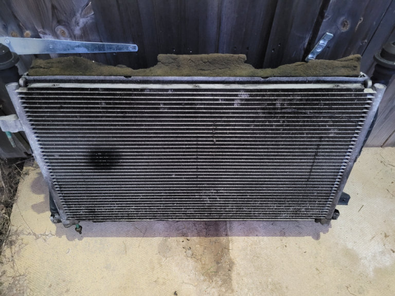 Ford Mondeo mk3 radiator, fan and cowling