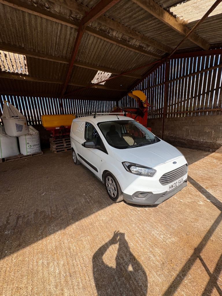 Ford, TRANSIT COURIER, Panel Van, 2020, Manual, 1498 (cc)