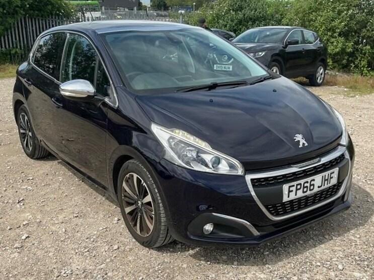 2016 Peugeot 208 1.2 PureTech Allure Premium 5dr - due in HATCHBACK Petrol Manual