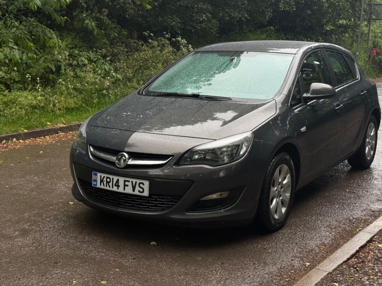 Vauxhall, ASTRA, Hatchback, 2014, Manual, 1598 (cc), 5 doors