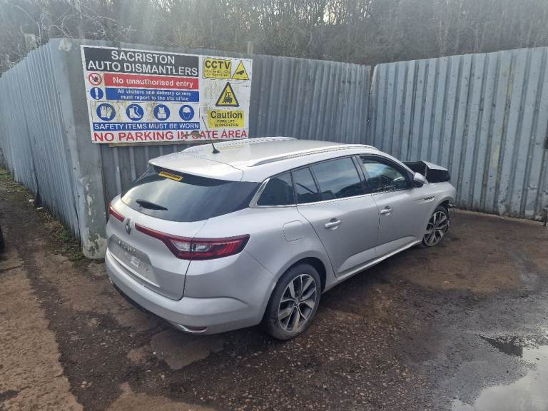 Breaking for spares Renault megane 1.5 dci 2018