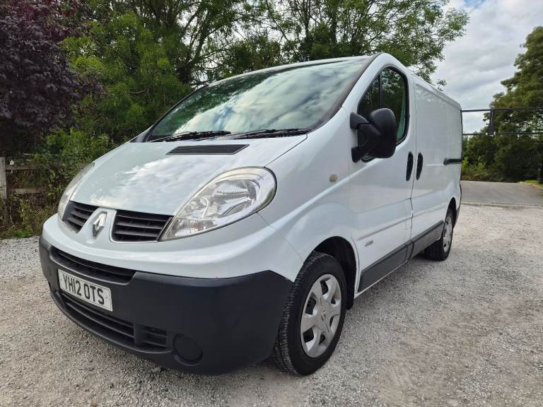 Renault Trafic 2.0 dci Swb Full MOT 