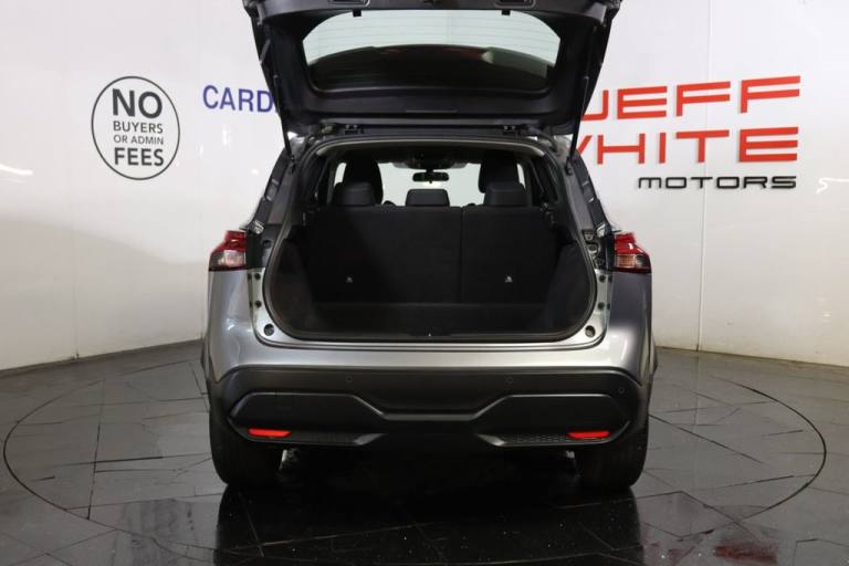 2022 Nissan Qashqai 1.3 DIG-T MHEV Acenta Premium 5dr (APPLE CAR PLAY, REV CAMERA) Manual