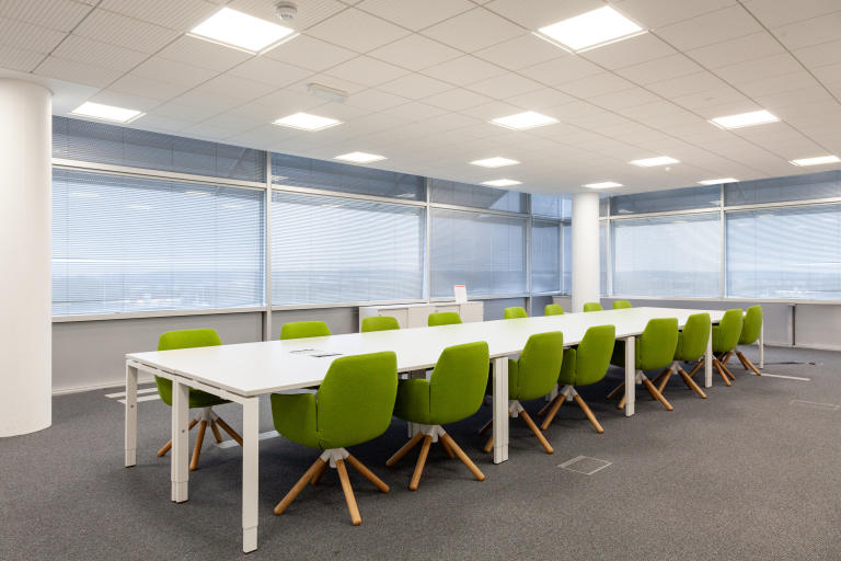 Stansted - CM241SJ \ Office Space for Rent with 4 Desks