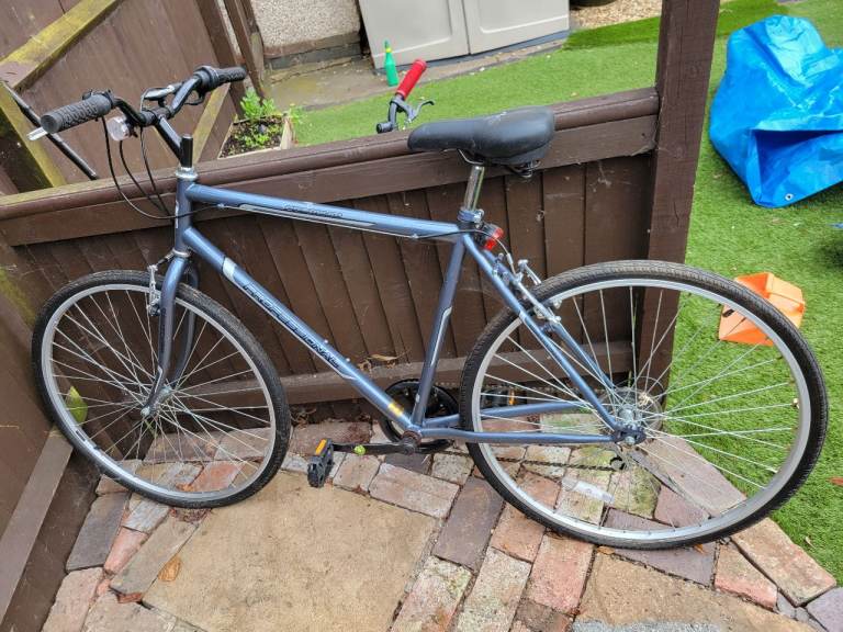 Mens road bike