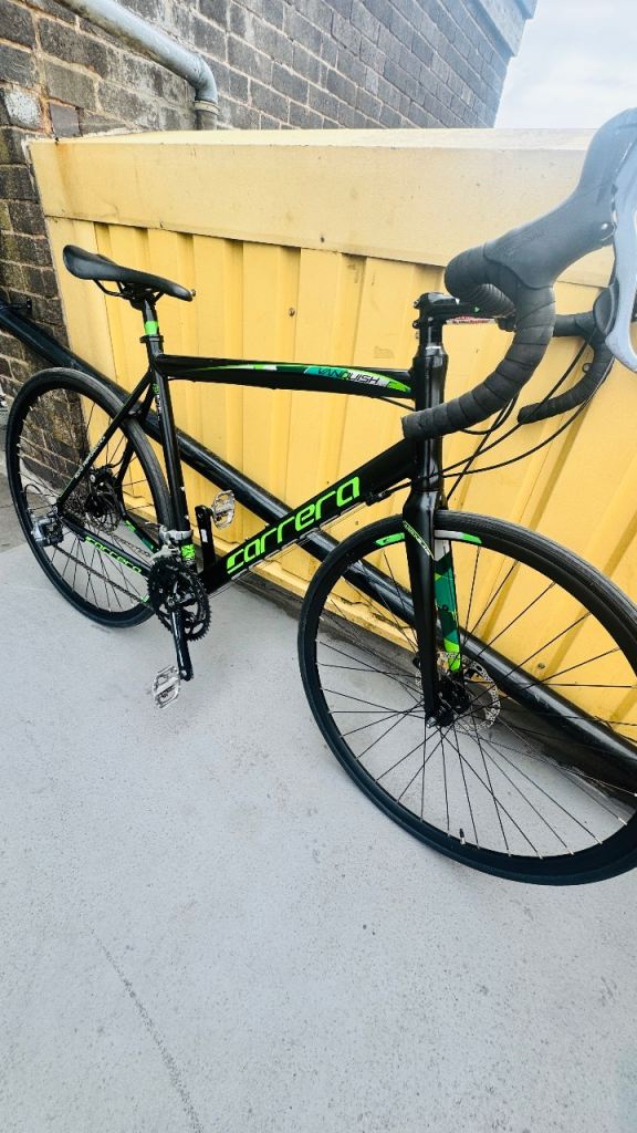Carrera Vanquish Road Bike - Black and Green, Good Condition