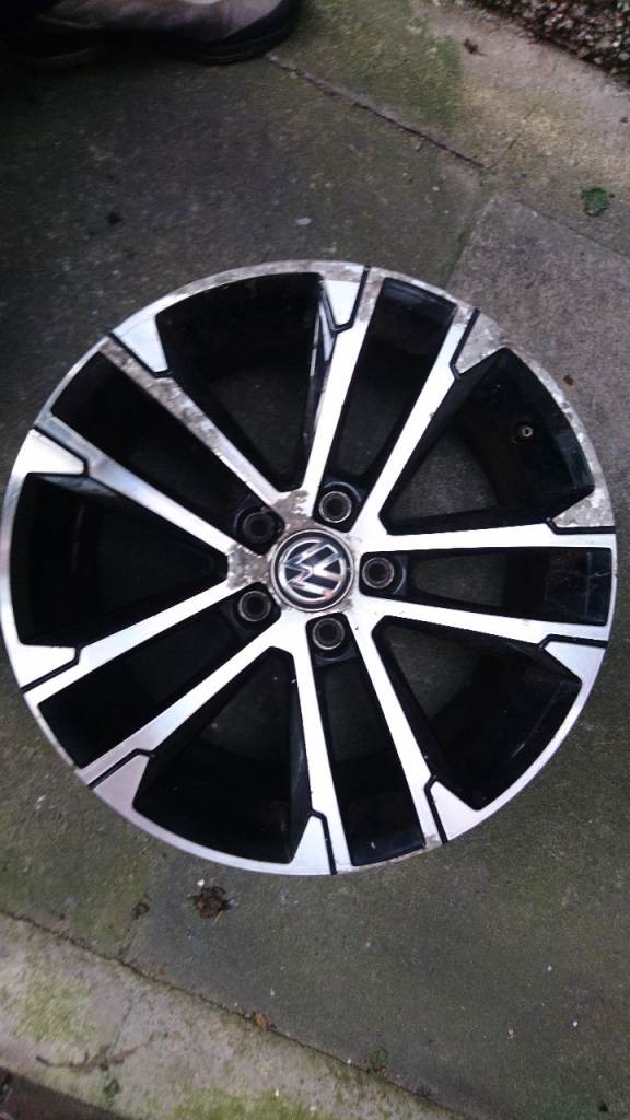Vw golf mk7 r line Alloy wheel 17"