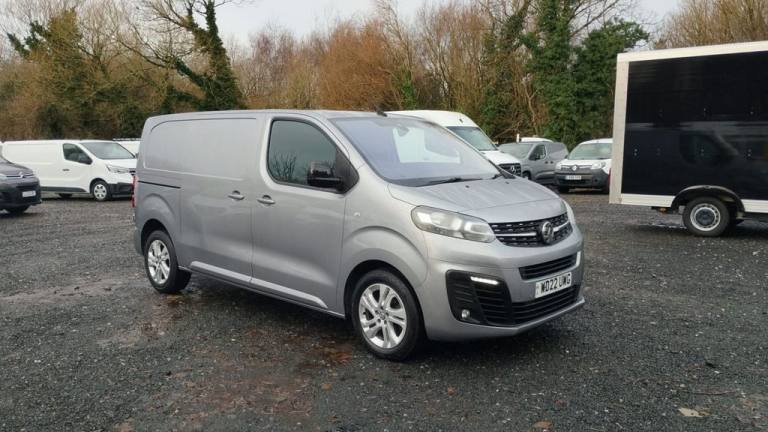 2022 Vauxhall Vivaro Elite Sportive L1 H1 Automatic 145 ps SWB 2.0 Turbo D 3100 With Air Con, El ...