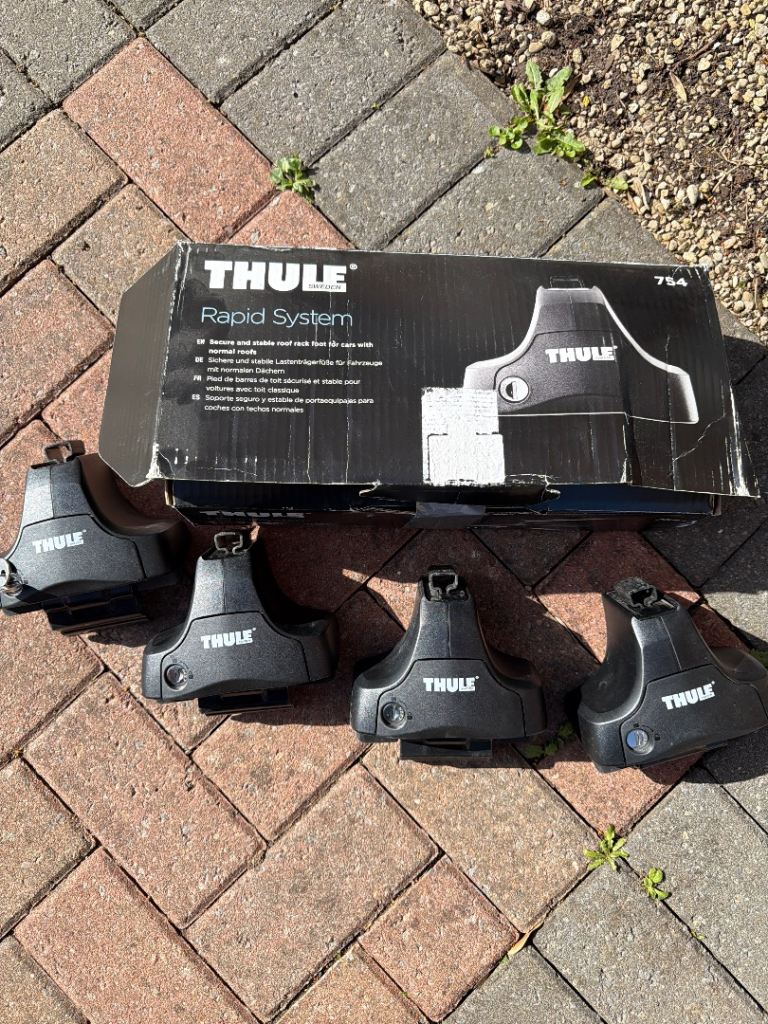 Thule 754 foot pack for roof bars