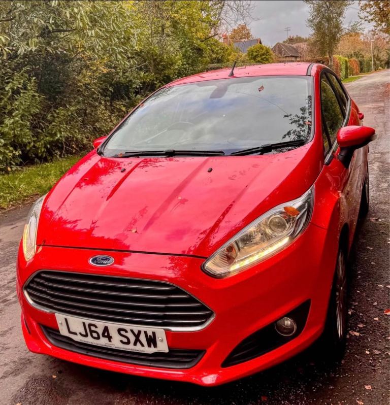 Ford, FIESTA, Hatchback, 2014, Semi-Auto, 1597 (cc), 5 doors