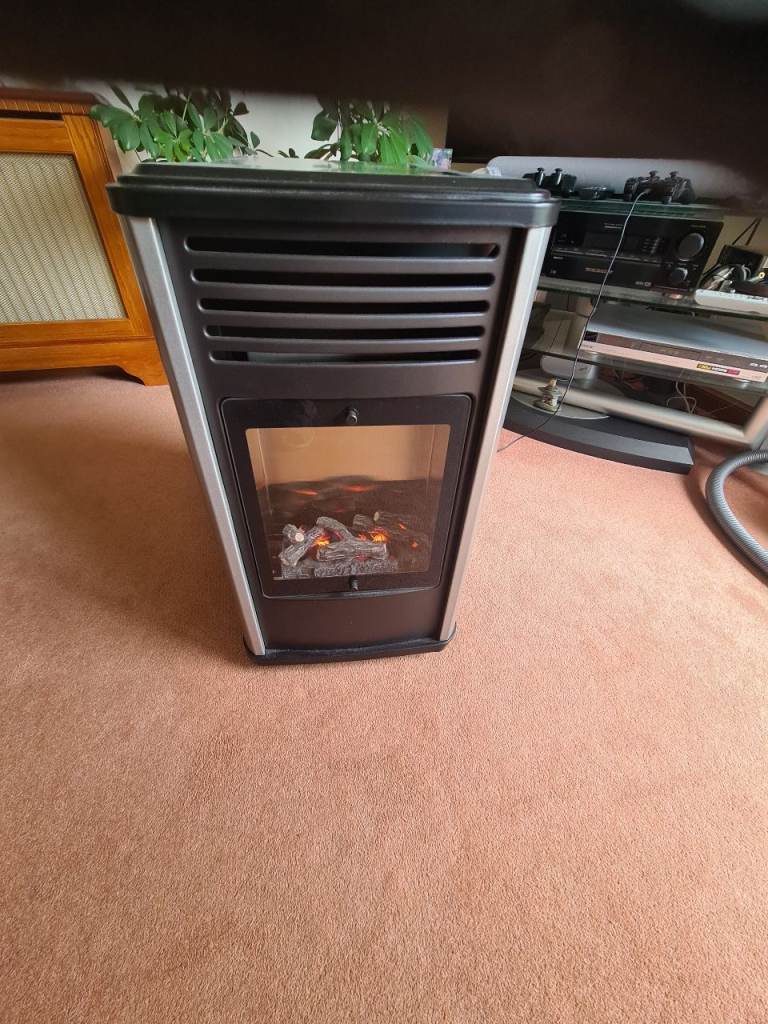Manhattan Portable Gas Heater - Black, As New