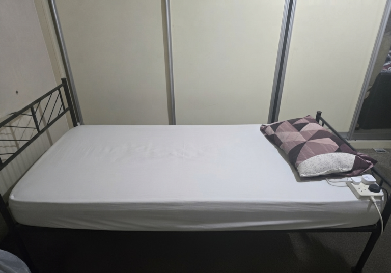Shared King Size Double Room Available 