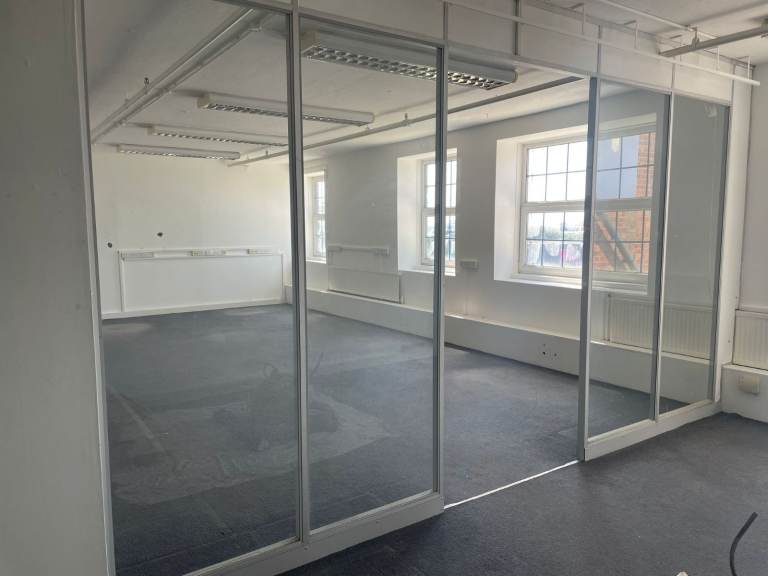 Office/Studio/Workshop - Solent Business Centre, SO15